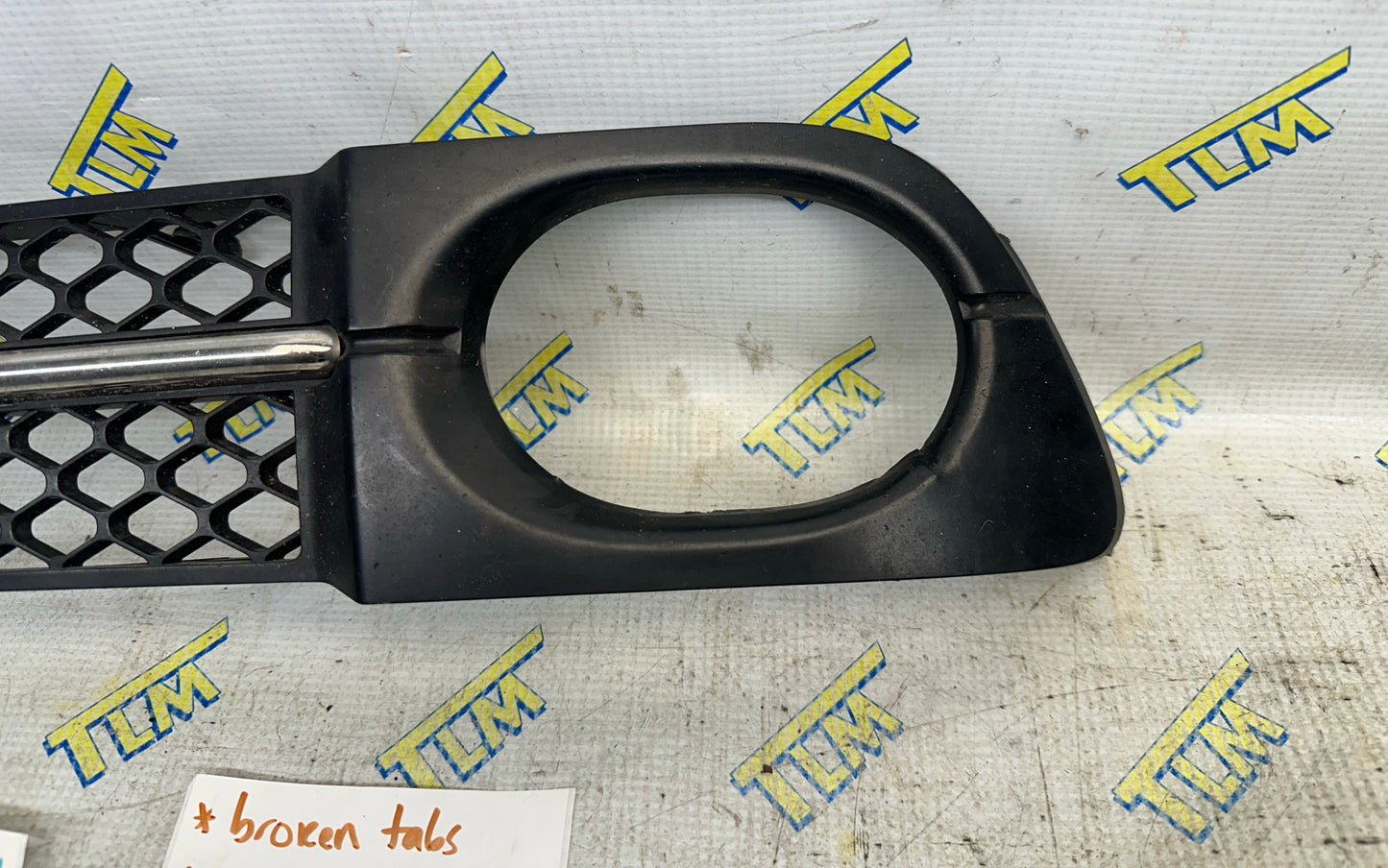 07 08 Acura TL *TYPE S* Front Fog Grille Trim *broken tabs* Cover LEFT DRIVER OEM