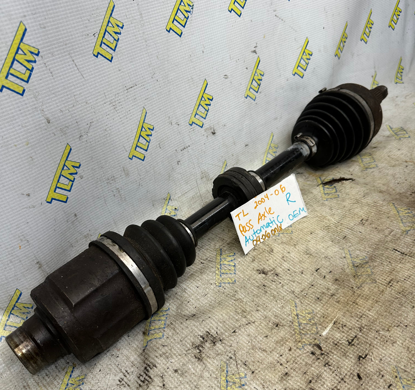 04-06 Acura TL *automatic* Front Axle PASSENGER RIGHT Shaft 2004 2005 2006 OEM
