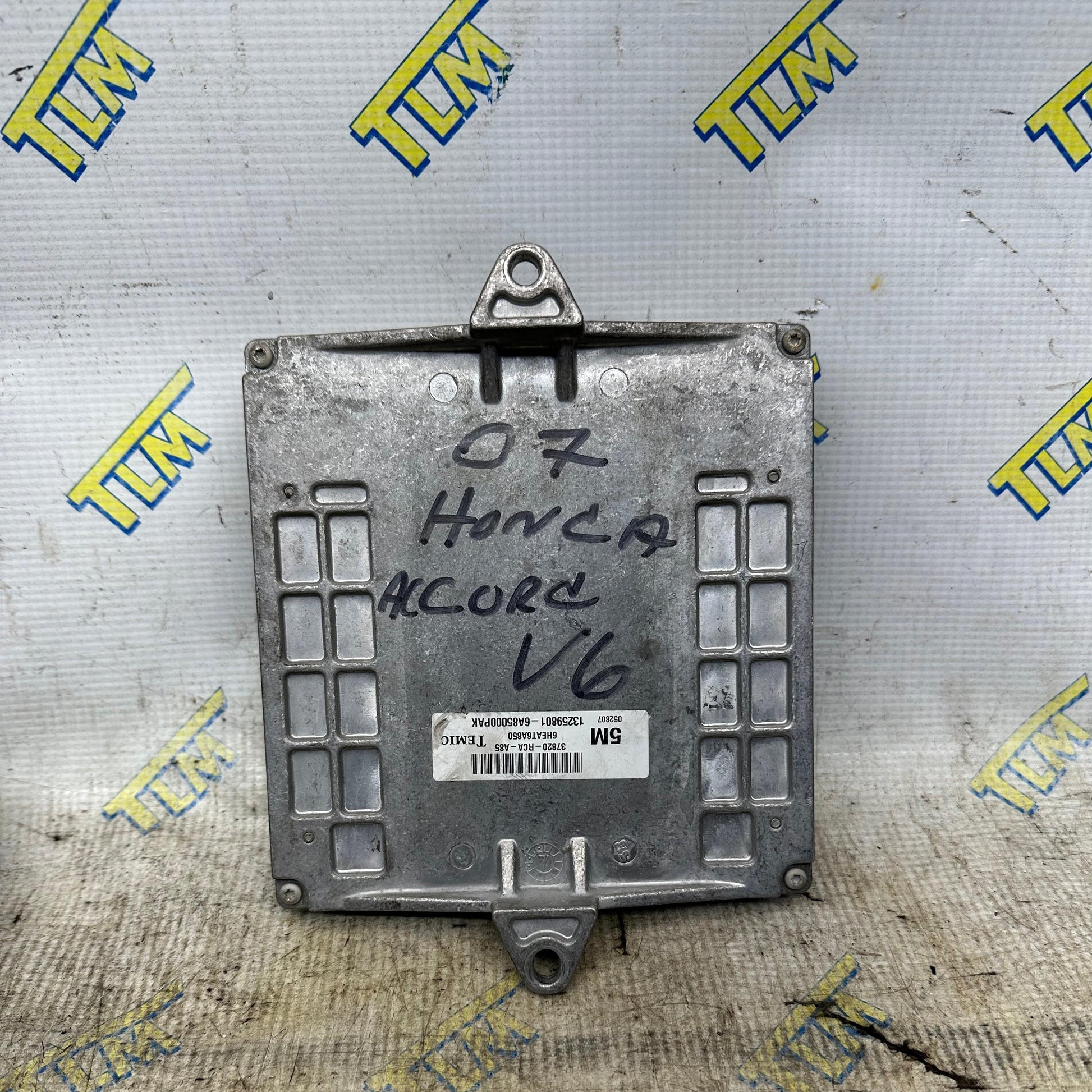 Honda Accord ECU ECM Computer Brain 37820-RCA-A85 OEM