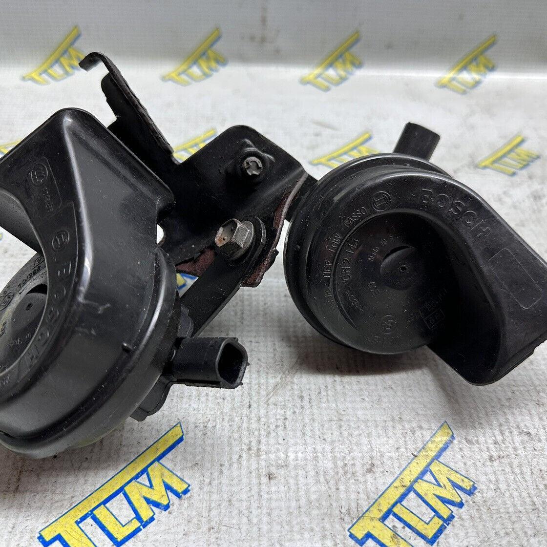 04-08 Acura TL Horn Honk High & Low Sound Pair Set 2004 2005 2006 2007 2008 OEM