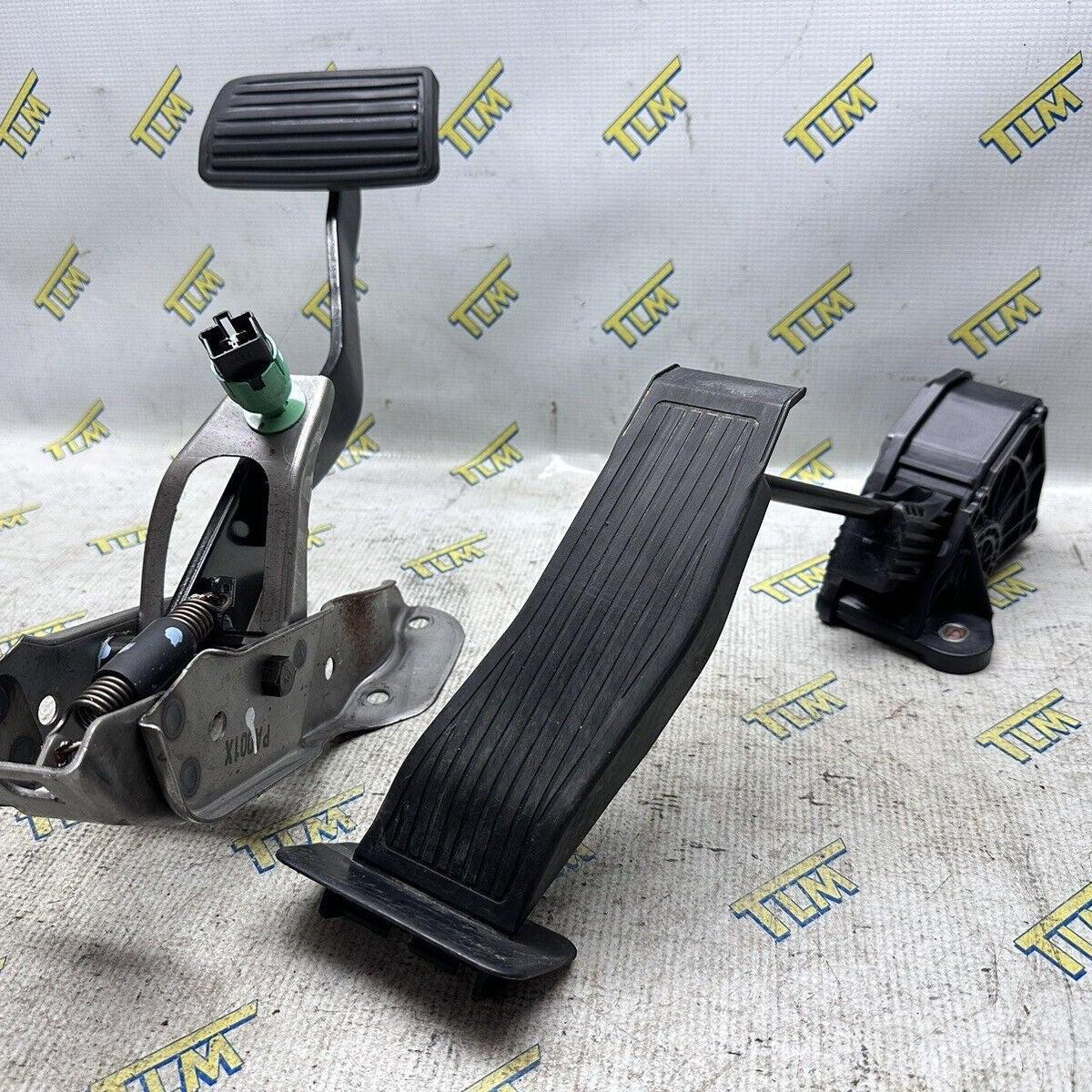 05-12 Acura RL Gas & Brake Pedal Accelerator Automatic 06 07 08 09 10 11 12 OEM