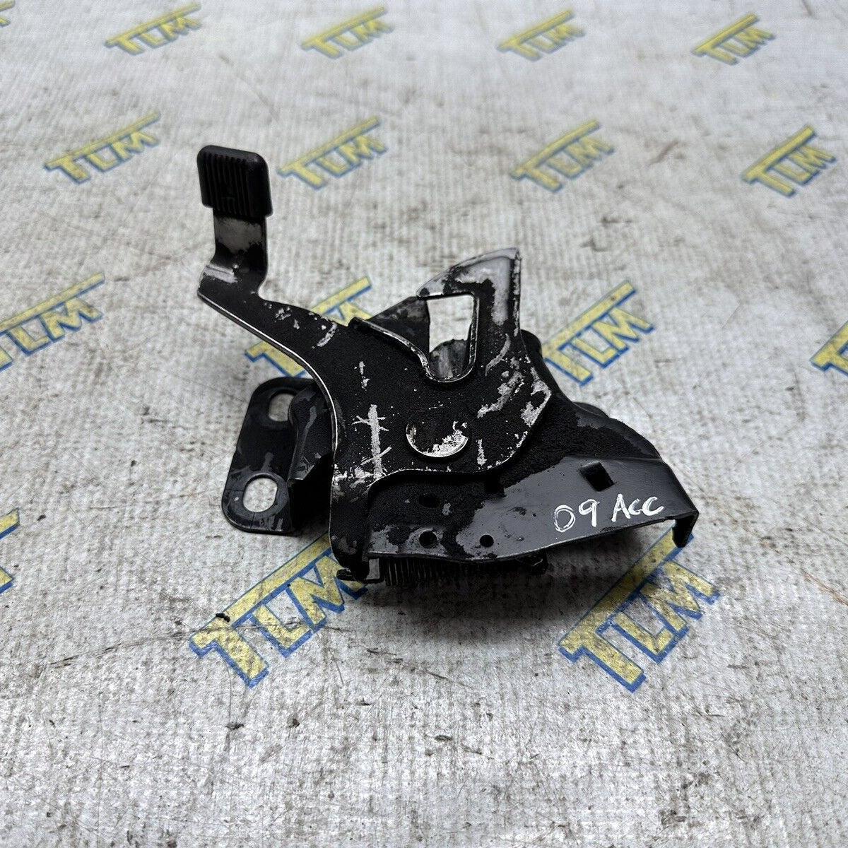 08 - 12 Honda Accord Hood Latch Lock Actuator 2008 09 2010 2011 2012 OEM