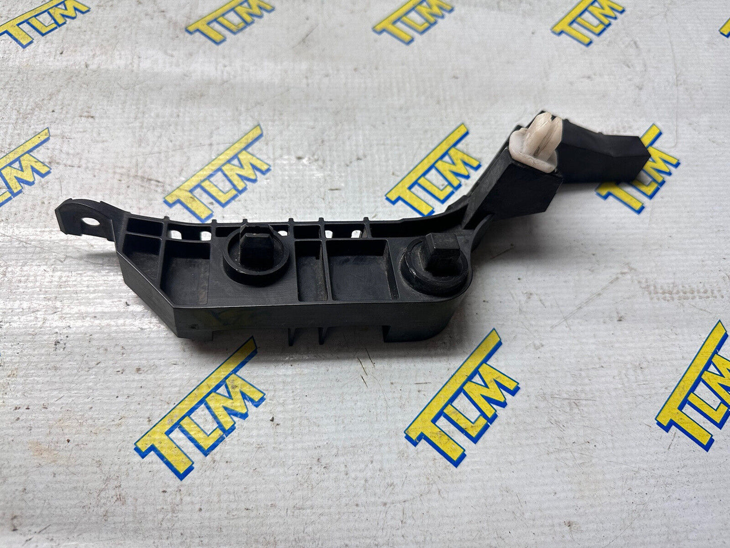 04-08 Acura TSX Front Bumper Spacer Bracket DRIVER LEFT 04 05 06 07 2008 OEM