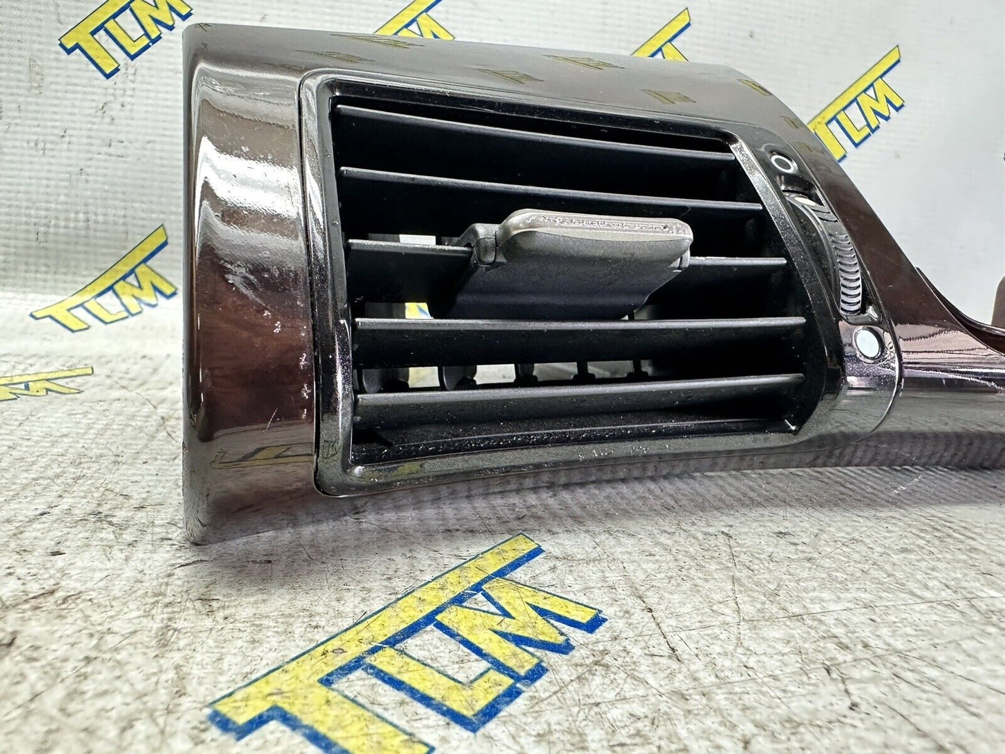 09-12 Acura RL Dash Air Vent DRIVER LEFT Trim 2009 2010 2011 2012 A/C OEM