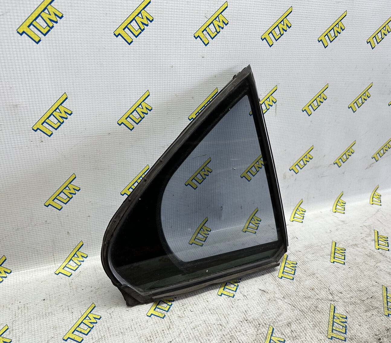 04-08  Acura TSX Window Glass Quarter REAR RIGHT PASSENGER *tint* 05 06 07 OEM