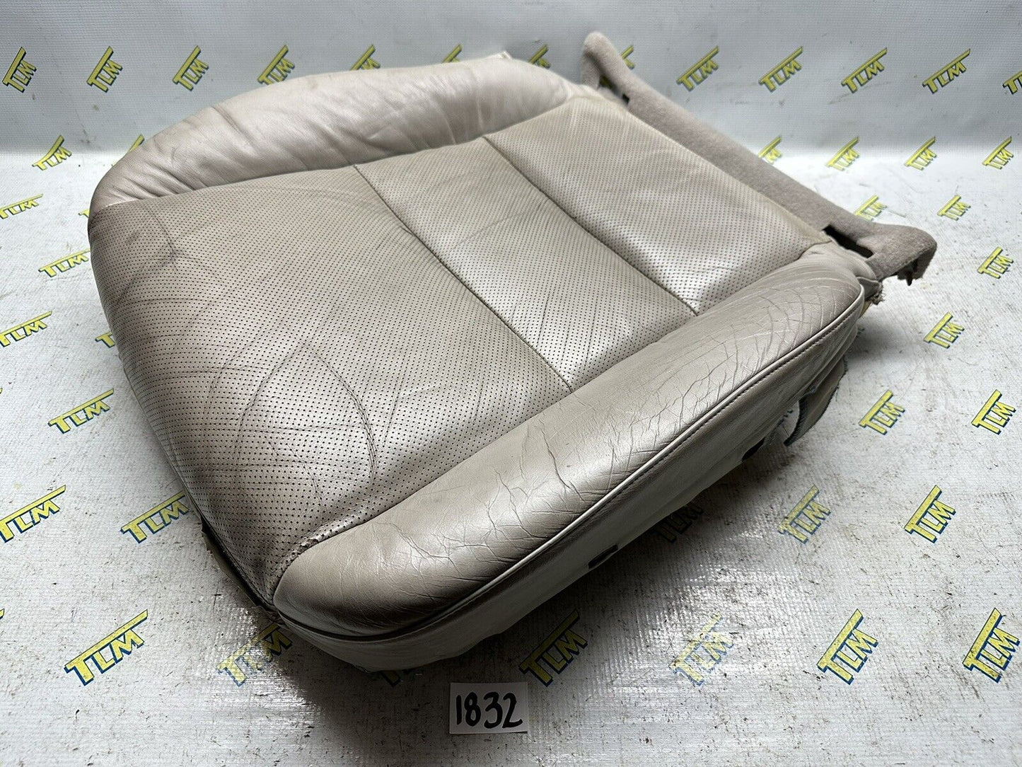 05-08 Acura RL FRONT Cushion Seat Bottom PASSENGER RIGHT 2005 2006 2007 2008 OEM