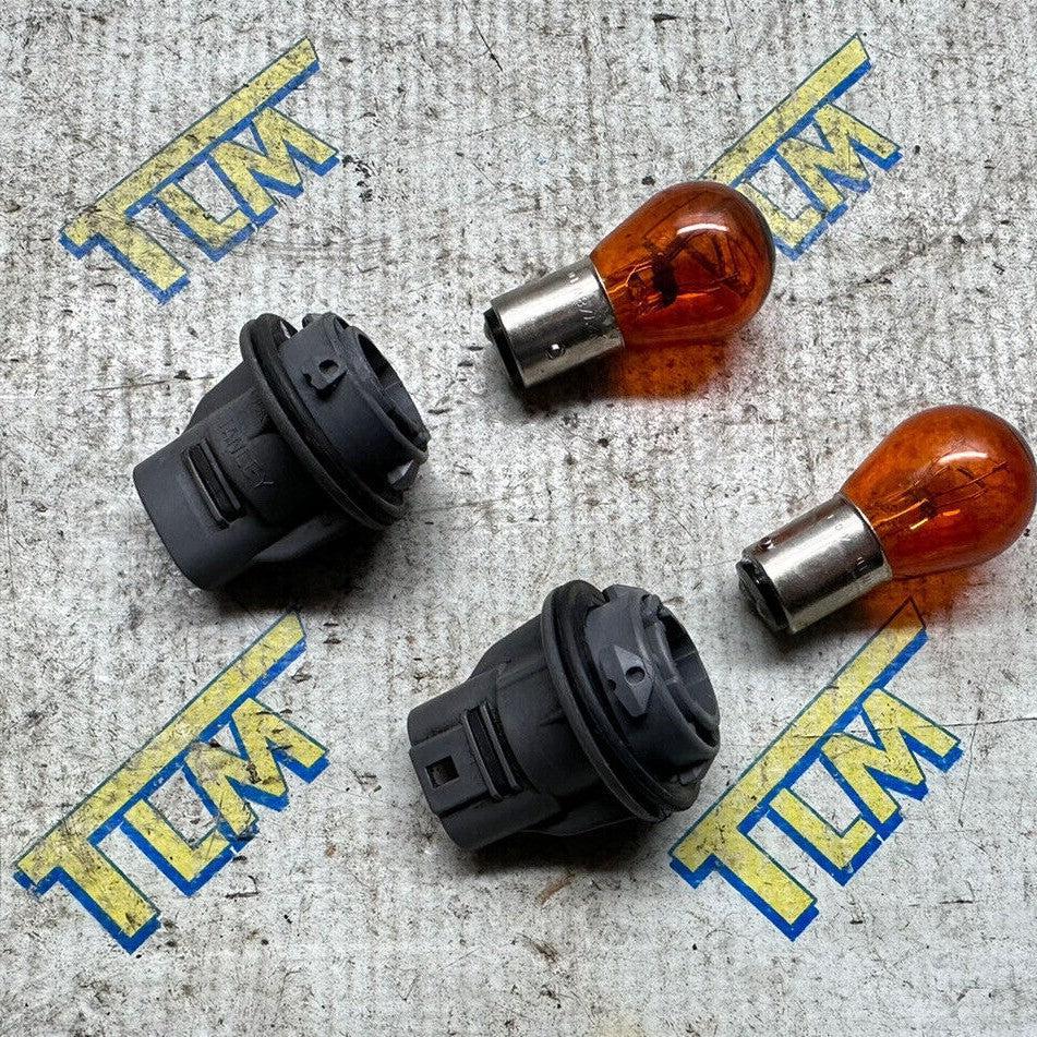 99-03 Acura TL Headlight Turn Signal Connector Socket w Bulbs 2000 2001 2002 OEM