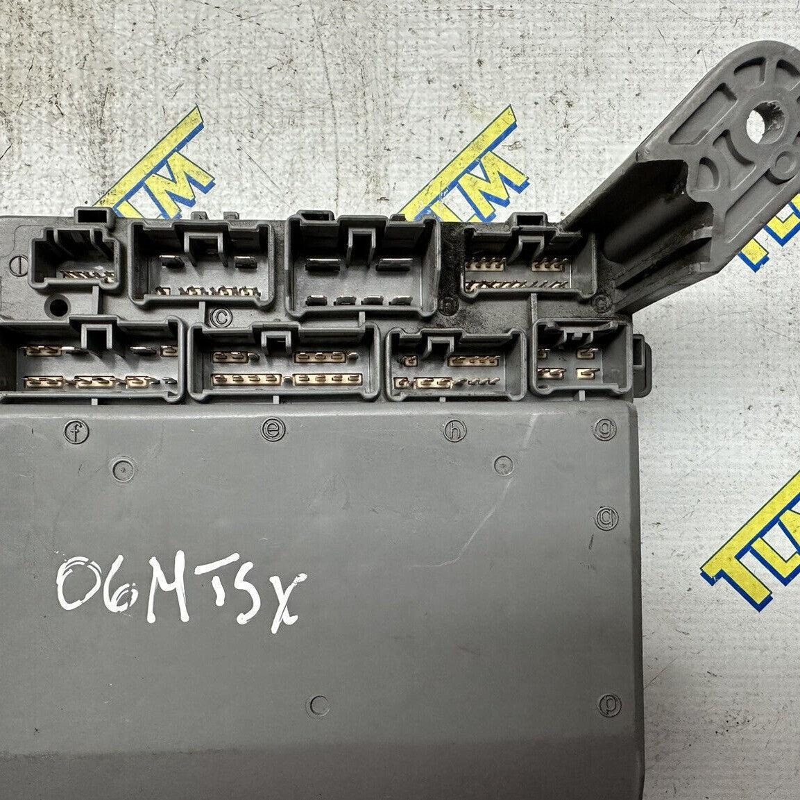 Acura TSX 2006 Interior Fuse Box MANUAL transmission 2.4 eng 06 Under Dash OEM